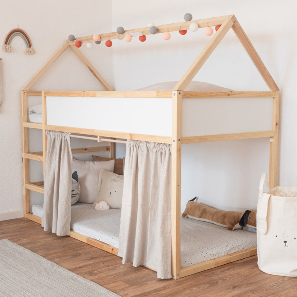 Kura Hochbett mit Dach.