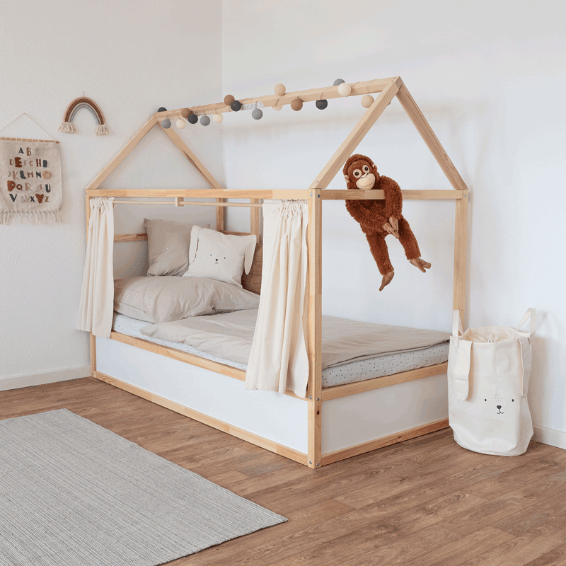 Animation eines Kura Bett Vorhangs.