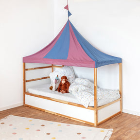 Ikea Kura Kinderbett mit Zirkus Betthimmel Set und Wimpel im Retrolook 