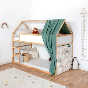 Spielzeugaufbewahrung und grüner Baldachin mit Dach für das Ikea Kura Kinderbett